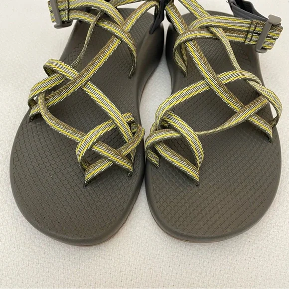 Chaco Zx/2 Classic Outdoor Adjustable Straps Toe Loop Sandal in Gold Size 9 - Picture 9 of 11